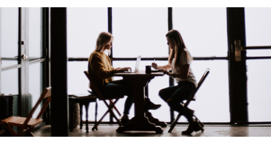 qmchashi CRM允許您通過推薦向企業(ye) 加拿大pc网页版官网進行營銷。