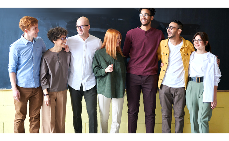 qmchashi 個(ge) 人管理同時也是幫助員工與(yu) 項目保持連接的重要工具。