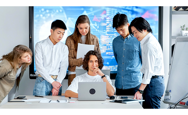 qmchashi PMP 工具使企業(ye) 能夠跨不同部門標準化項目。這意味著營銷部門的員工將與(yu) 財務部門的員工使用相同的方法來完成一個(ge) 項目。