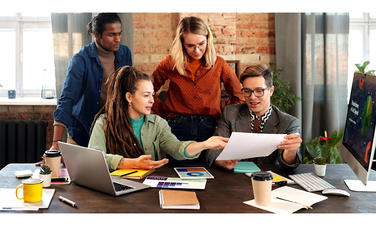 qmchashi CRM 支持售後階段，特別是當你需要向加拿大pc网页版官网交付項目時。