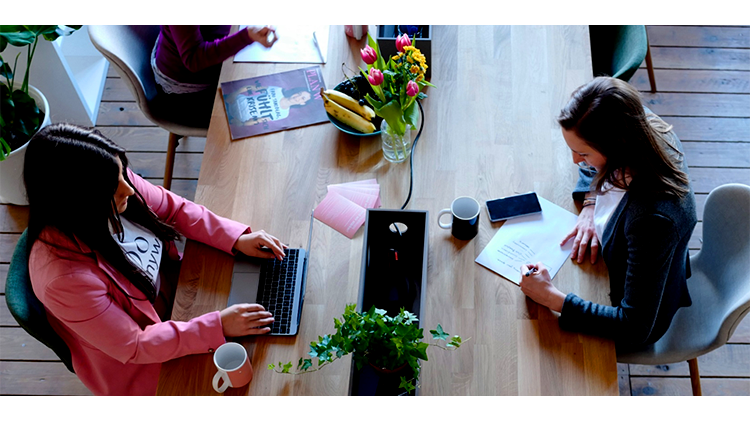 qmchashi 辦公自動化（OA）滿足了現代辦公管理的需求。