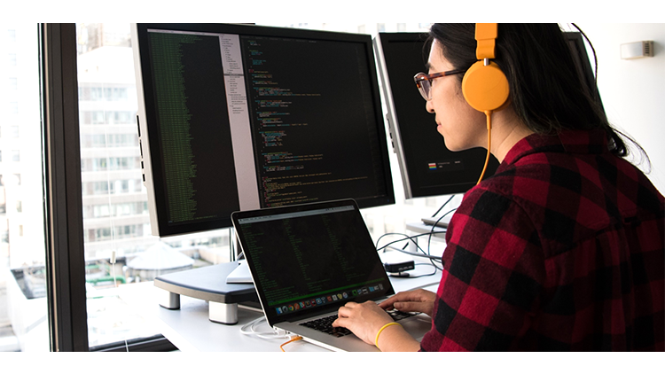 qmchashi 辦公自動化（OA）提供了無代碼開發平台，大大減少了構建、部署和更改尖端、強大的企業(ye) 應用程序所需的時間。