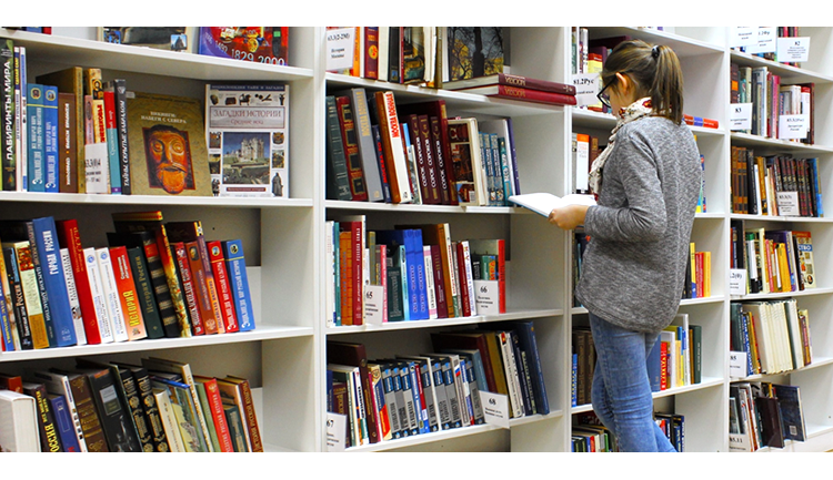 qmchashi HCM 知識管理功能允許存儲(chu) 和檢索市場和銷售活動、產(chan) 品和項目管理、服務管理和人力資本管理等信息。這些信息的組織方式可以幫助新員工上船或促進員工迅速適應新工作。